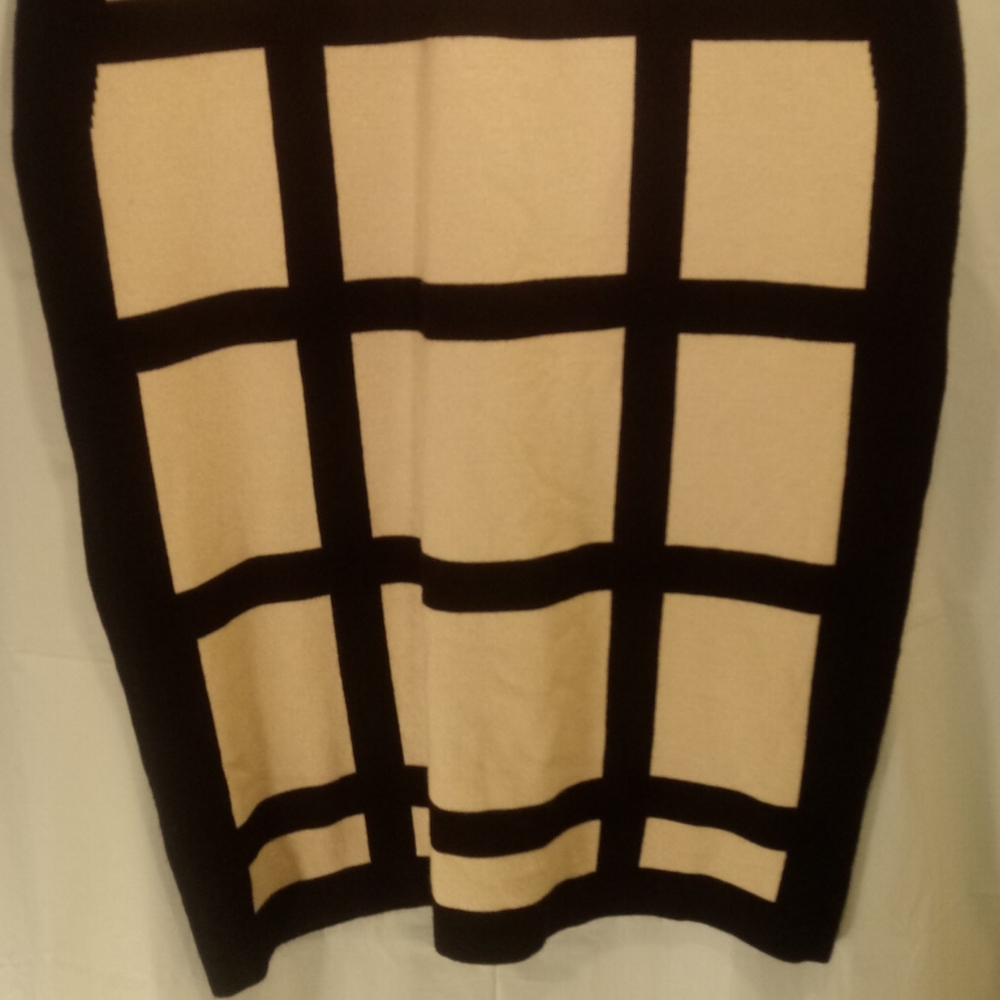 LIZ CLAIBORNE. KNIT DRESS - Picture 4 of 9